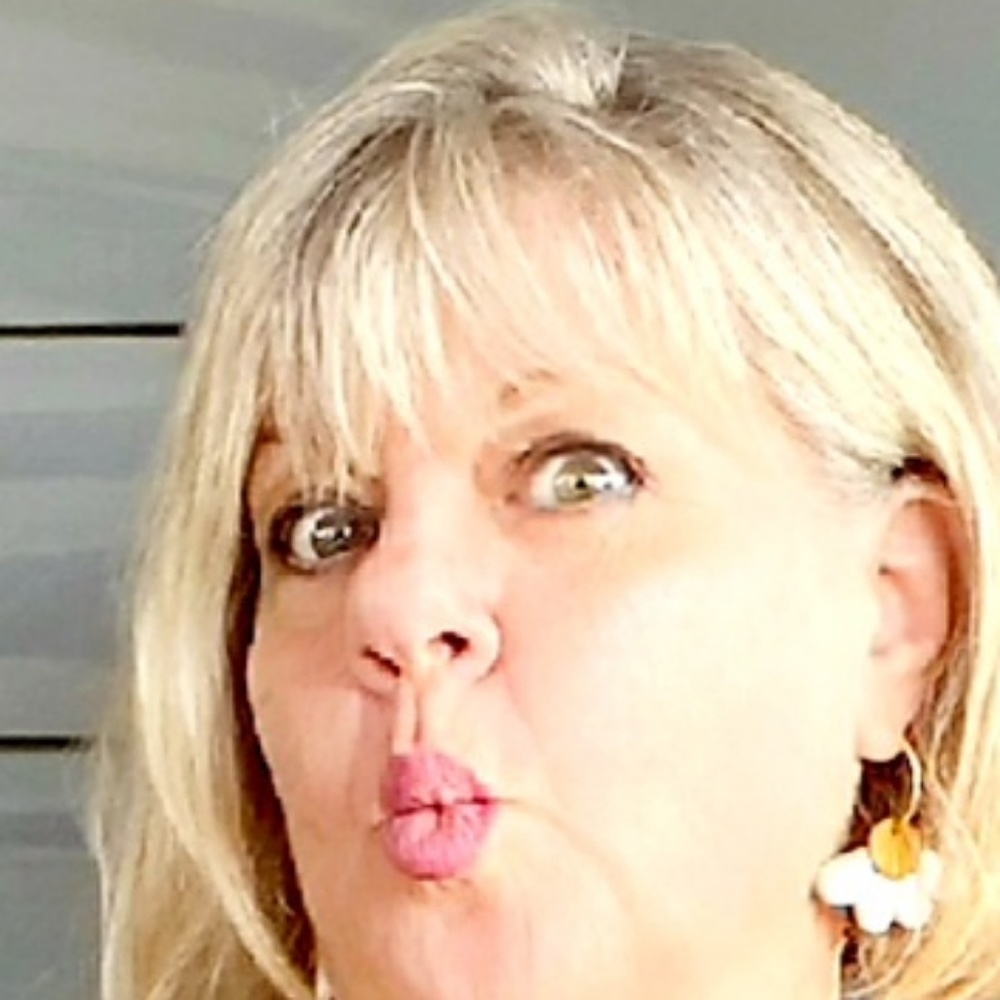 Meet your Posher, Kim